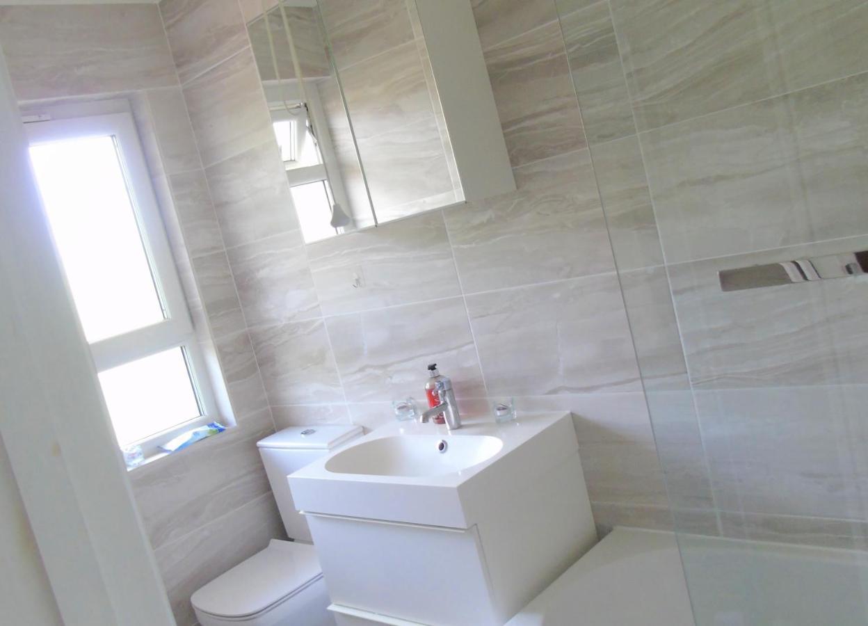 Modern 2-bedroom Flat Near Chelsea * Londra